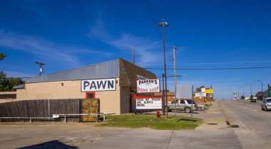 Pawn shop at Route66 in Oklahoma - STROUD - OKLAHOMA - OCTOBER 16, 2017 clipart