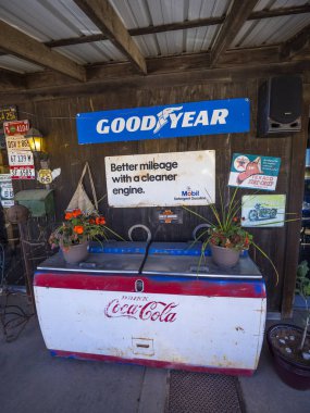 Güzel yuvarlak kadar Cafe'de Route 66 - ülke tarzı kafe ve lokanta - Stroud - Oklahoma - 16 Ekim 2017