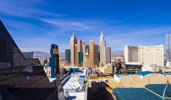 Belle skyline de Las Vegas Strip avec NY NY Hôtel et Casino - LAS VEGAS - NEVADA - 12 OCTOBRE 2017 — Photo