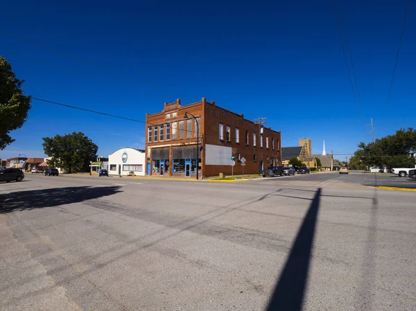 Vue de rue dans un petit village de l'Oklahoma à la Route 66 - STROUD - OKLAHOMA - 16 OCTOBRE 2017 — Photo