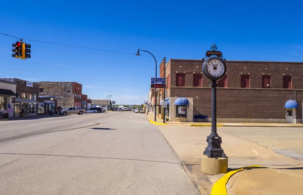 The beautiful city center of Stroud - a small town in Oklahoma - STROUD - OKLAHOMA - OCTOBER 16, 2017 — Stock Photo, Image