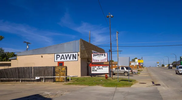 Tienda de empeños en Route66 en Oklahoma - STROUD - OKLAHOMA - 16 DE OCTUBRE DE 2017 — Foto de Stock