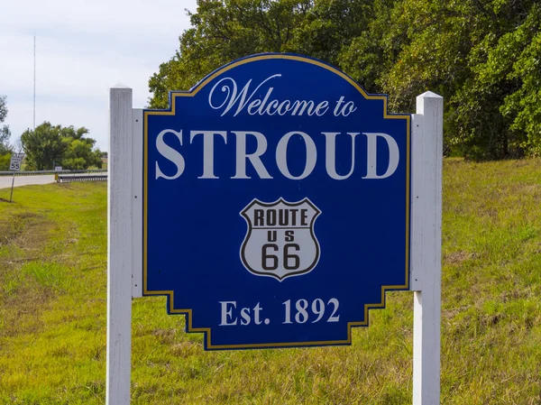 Bienvenido al cartel de Stroud en Oklahoma - STROUD - OKLAHOMA - 24 DE OCTUBRE DE 2017 — Foto de Stock