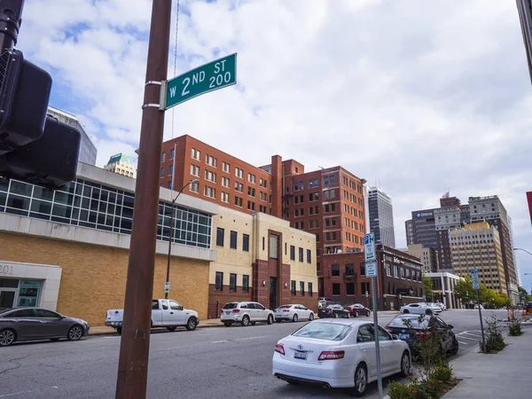 Vista sulla strada nel centro di Tulsa - TULSA - OKLAHOMA - 17 OTTOBRE 2017 — Foto Stock