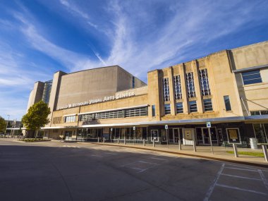 Donald W Reynolds Görsel Sanatlar Merkezi - Oklahoma Şehir Sanat Müzesi