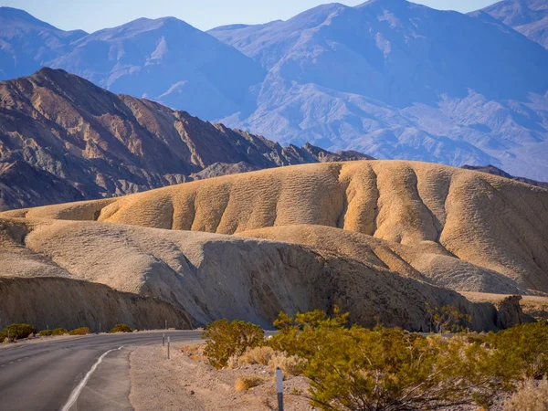 A incrível paisagem do Parque Nacional do Vale da Morte na Califórnia — Fotografia de Stock