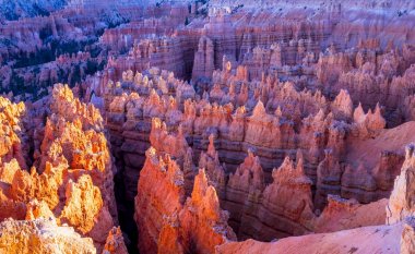 Amerika Birleşik Devletleri - şaşırtıcı Bryce Canyon Milli Parkı yerlerde görmek gerekir