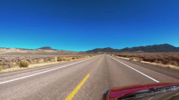 En bilresa genom Death Valley National Park i Kalifornien — Stockvideo