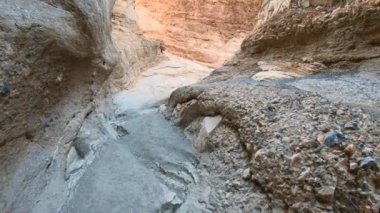 Kaliforniya 'daki Güzel Mozaik Kanyonu Ölüm Vadisi Ulusal Parkı