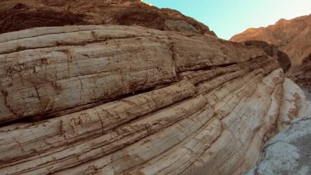 Mozaikový kaňon v národním parku Death Valley — Stock video