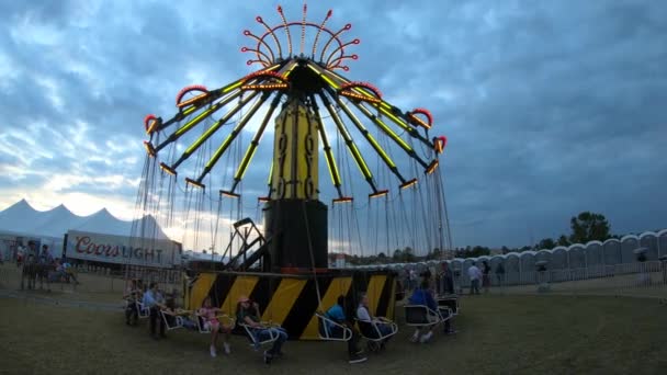 Carousels at Octoberfest fair in Tulsa — Stock Video