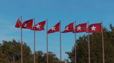 Oklahoma, Oklahoma 'da Eyalet Başkentinde Bayraklar