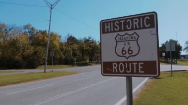 Oklahoma 'daki Tarihi Yol 66 tabelası