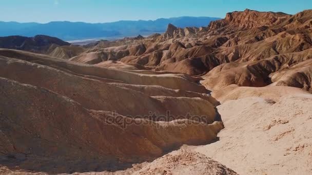A gyönyörű és csodálatos Death Valley Nemzeti Park Kaliforniában — Stock videók