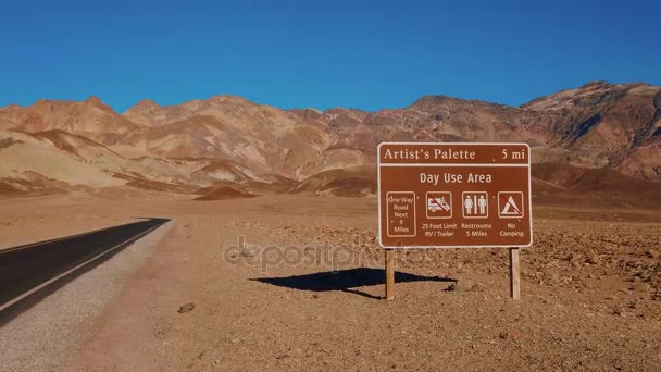 Művészek Palette - egy fantasztikus mérföldkő a Death Valley California — Stock videók