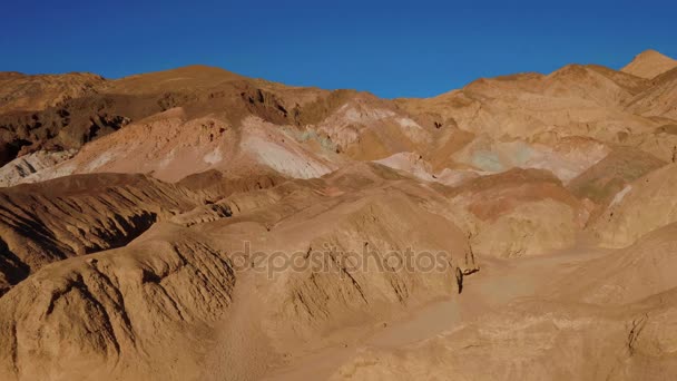 Csodálatos művészek Palette a Death Valley Nemzeti Park Kaliforniában — Stock videók