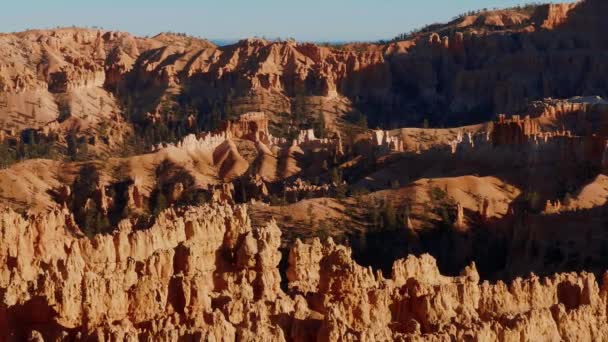 Underbar Bryce Canyon i Utah - känd nationalpark — Stockvideo