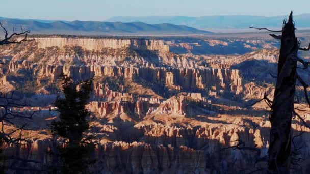 Maravilloso cañón Bryce en Utah - famoso Parque Nacional — Vídeos de Stock