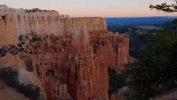 Fantastic view over wonderful Bryce Canyon in Utah — Stock Video