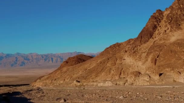 A gyönyörű színek a Death Valley Nemzeti Park Kaliforniában — Stock videók