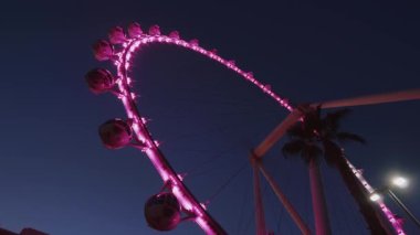 Gece Las Vegas 'ta dönme dolap - LAS VEGAS-NEVADA, 11 Ekim 2017