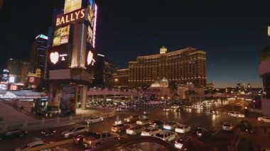 Las Vegas 'ta gece sokak trafiği - LAS VEGAS-NEVADA, 11 Ekim 2017