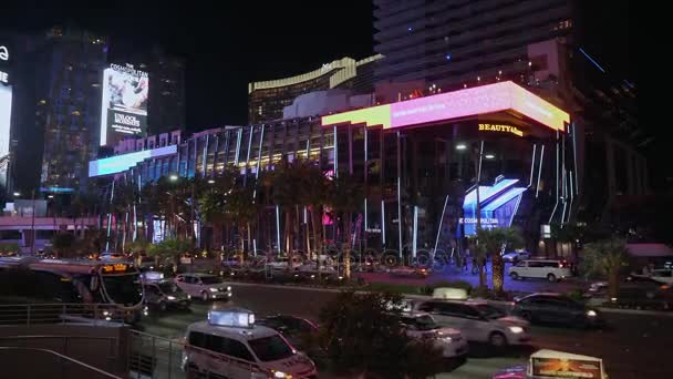 The modern Cosmopolitan Hotel and Casino in Las Vegas - LAS VEGAS-NEVADA, OCTOBER 11, 2017 — Stock Video