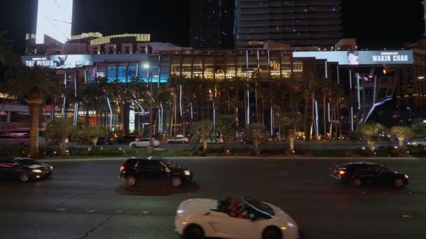 O belo Hotel e Casino Cosmopolitan em Las Vegas Boulevard - LAS VEGAS-NEVADA, 11 de outubro de 2017 — Vídeo de Stock