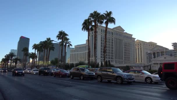 Bande célèbre de Las Vegas - vue sur la rue - LAS VEGAS-NEVADA, 11 OCTOBRE 2017 — Video