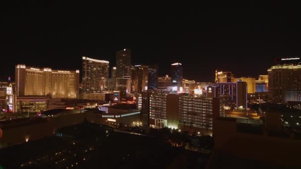 Incredibile Las Vegas di notte - i casinò della striscia - LAS VEGAS-NEVADA, 11 ottobre 2017 — Video Stock