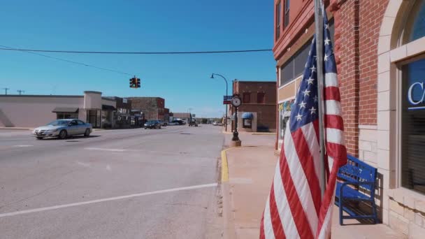 Het prachtige centrum van Stroud - een klein stadje in Oklahoma - OKLAHOMA CITY-OKLAHOMA, OKTOBER 21,2017 — Stockvideo