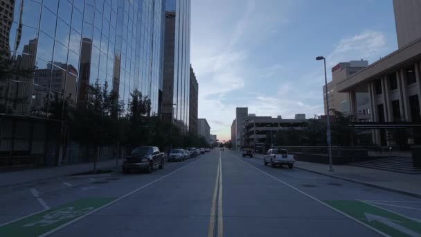 Kanion uliczny w centrum Oklahomy - OKLAHOMA CITY-OKLAHOMA, 21 października 2017 — Wideo stockowe