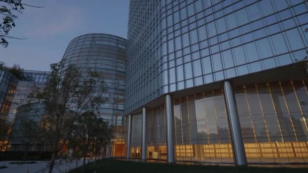 L'architecture moderne des bâtiments Devon Energy à Oklahoma City - OKLAHOMA CITY-OKLAHOMA, 21 OCTOBRE 2017 — Video