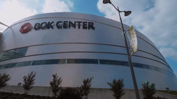 Beroemd Bok Center in Tulsa - TULSA-OKLAHOMA, OKTOBER 21, 2017 — Stockvideo