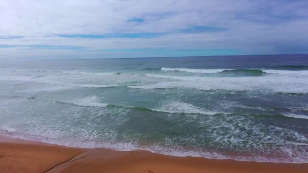 Piękne plaże Portugalii nad Oceanem Atlantyckim — Wideo stockowe