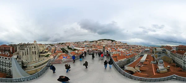 Lizbon 'daki Santa Justa Asansör Gözlem Güvertesi - Lizbon Şehri, Portekiz - 5 Kasım 2019 — Stok fotoğraf