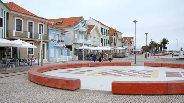 A bela aldeia de Costa Nova em Portugal - CIDADE DE AVEIRO, PORTUGAL - OUTUBRO 17, 2019 — Fotografia de Stock