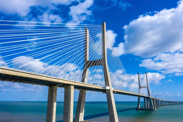 Lenyűgöző Építészet Vasco Gama Híd Lisszabonban Légi Drón Lövés — Stock Fotó