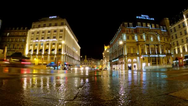 Miasto Lizbona nocą - ujęcie czasowe — Wideo stockowe