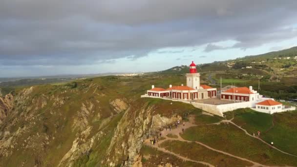 Portekiz Deniz Feneriyle Cabo Roca Nın Yukarıdan Görünüşü Çok Ünlüdür — Stok video