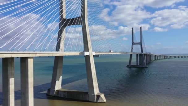 Lizbon Tejo Nehri Üzerindeki Vasco Gama Köprüsü Yukarıdan Görüntüler Lizbon — Stok video