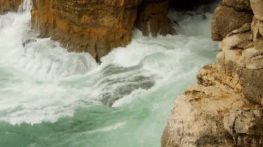 Portekiz 'de harika bir yer Cabo Da Roca Atlantik Okyanusu kıyısında.
