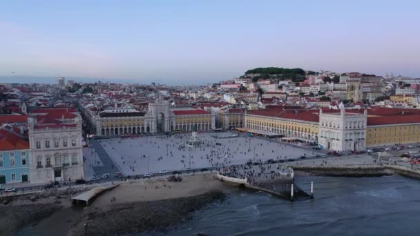 Luftaufnahme Über Das Historische Alfama Viertel Von Lisbon — Stockvideo