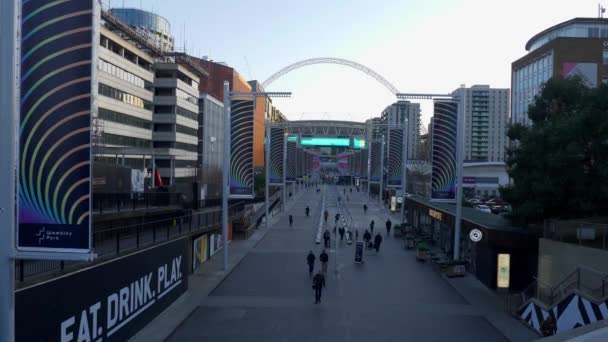 Vista sobre Wembley Park en Londres - LONDRES, INGLATERRA - 10 DE DICIEMBRE DE 2019 — Vídeos de Stock