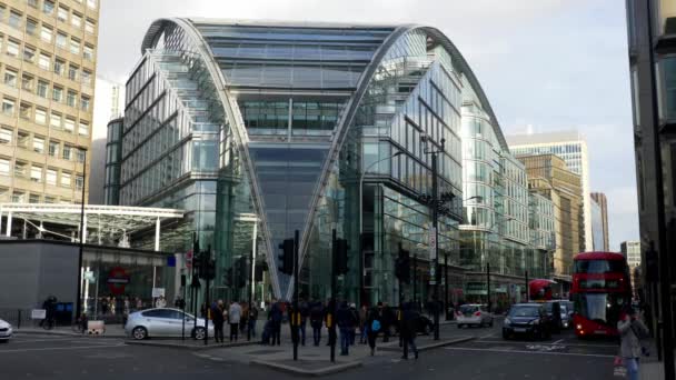 Cardinal Place alla stazione Victoria Londra - LONDRA, INGHILTERRA - 10 DICEMBRE 2019 — Video Stock