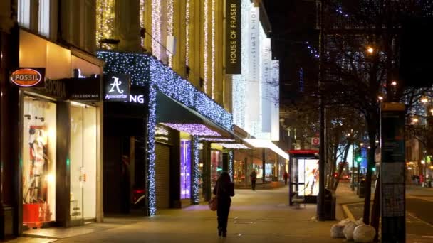 Feestelijke Oxford Street met Kerstmis - Londen, Engeland - 10 december 2019 — Stockvideo