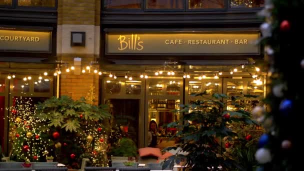 Café et Bar à Londres - LONDRES, ANGLETERRE - 10 DÉCEMBRE 2019 — Video