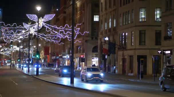 London street view Piccadilly by night - Λονδίνο, Αγγλία - 10 Δεκεμβρίου 2019 — Αρχείο Βίντεο