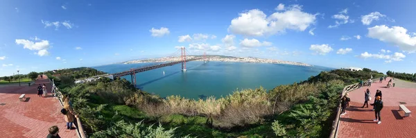 Panoramautsikt Över April Bron Lissabon Även Kallad Salazar Bridge Fotografi — Stockfoto