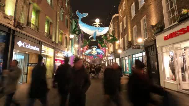 Kerstinkopen in Londen - verval van de straattijd — Stockvideo